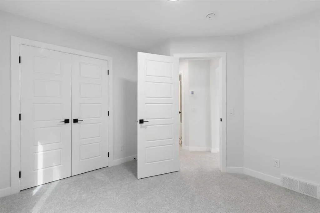 53 Sora Gardens SE