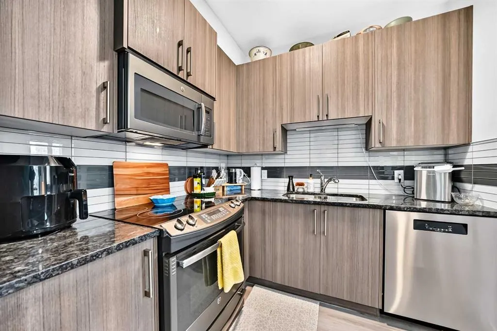 20 Sage Hill Terrace NW #203