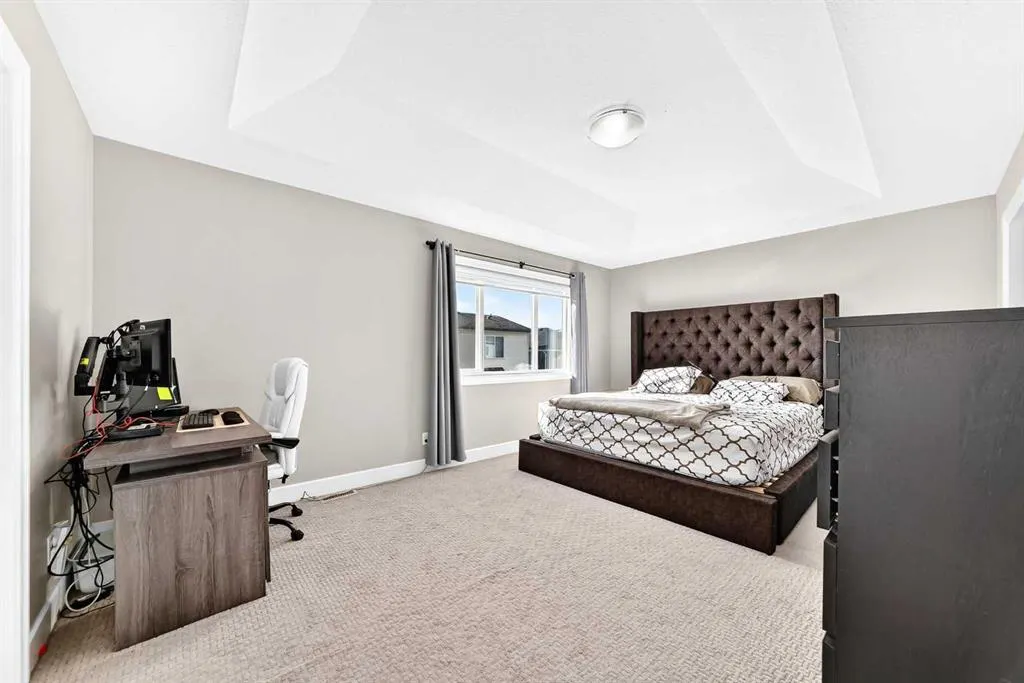 36 Cityscape View NE