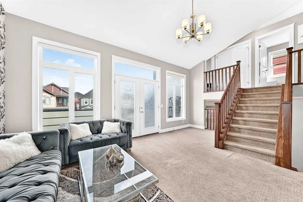 36 Cityscape View NE