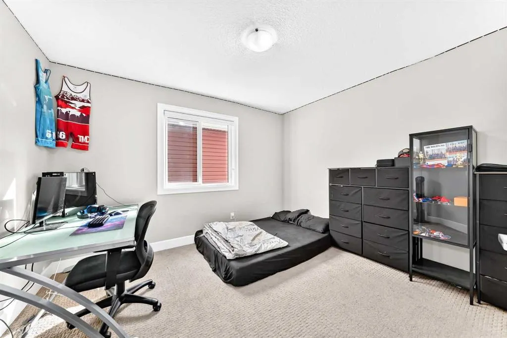 36 Cityscape View NE