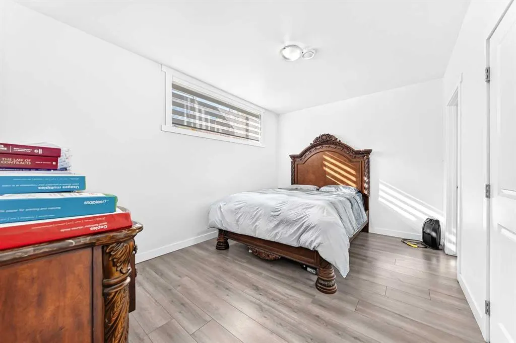 36 Cityscape View NE