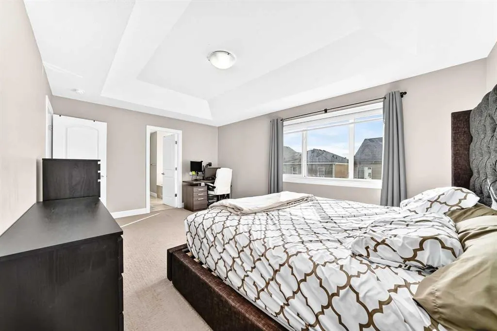 36 Cityscape View NE