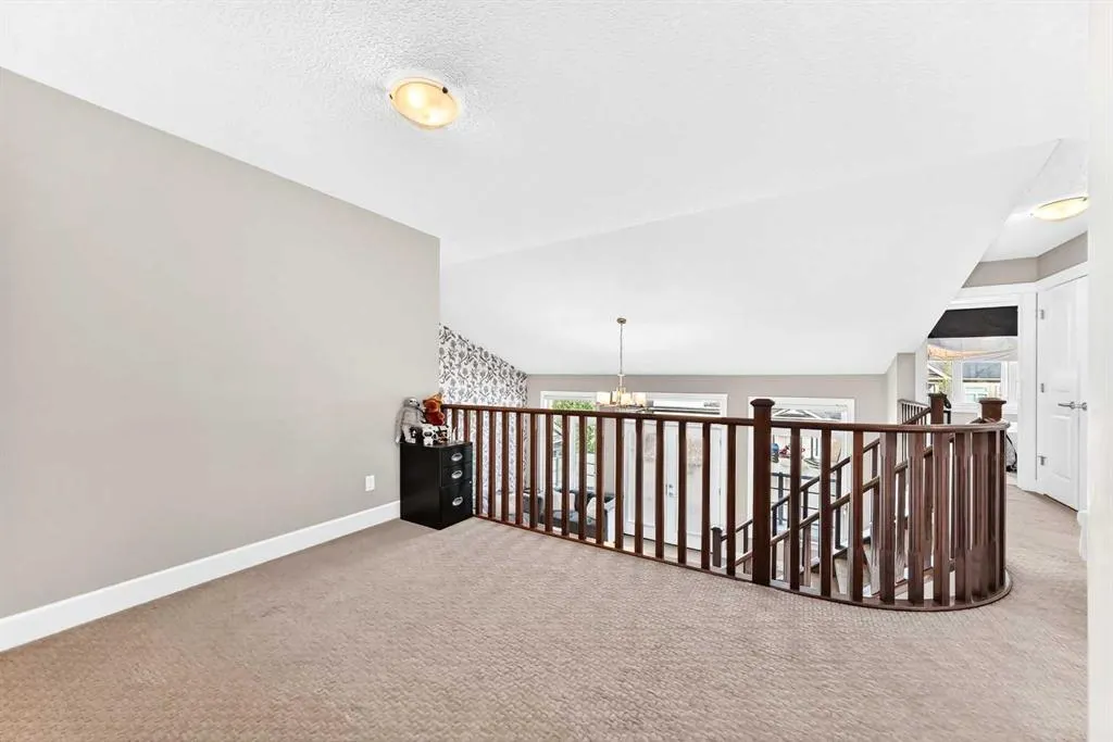 36 Cityscape View NE