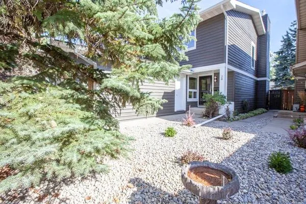 28 Midpark Gardens SE