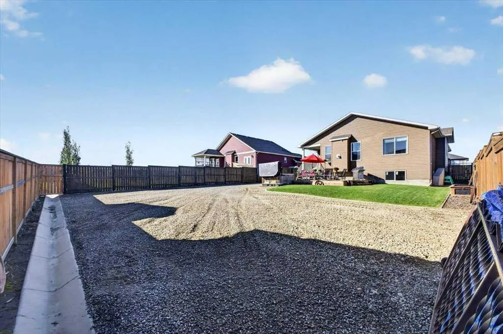 134 Hanson Drive NE