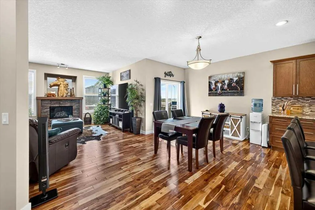 134 Hanson Drive NE