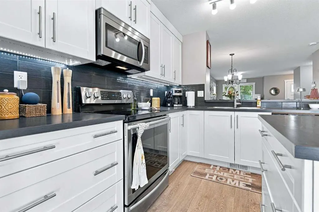 339 VISCOUNT Drive #408
