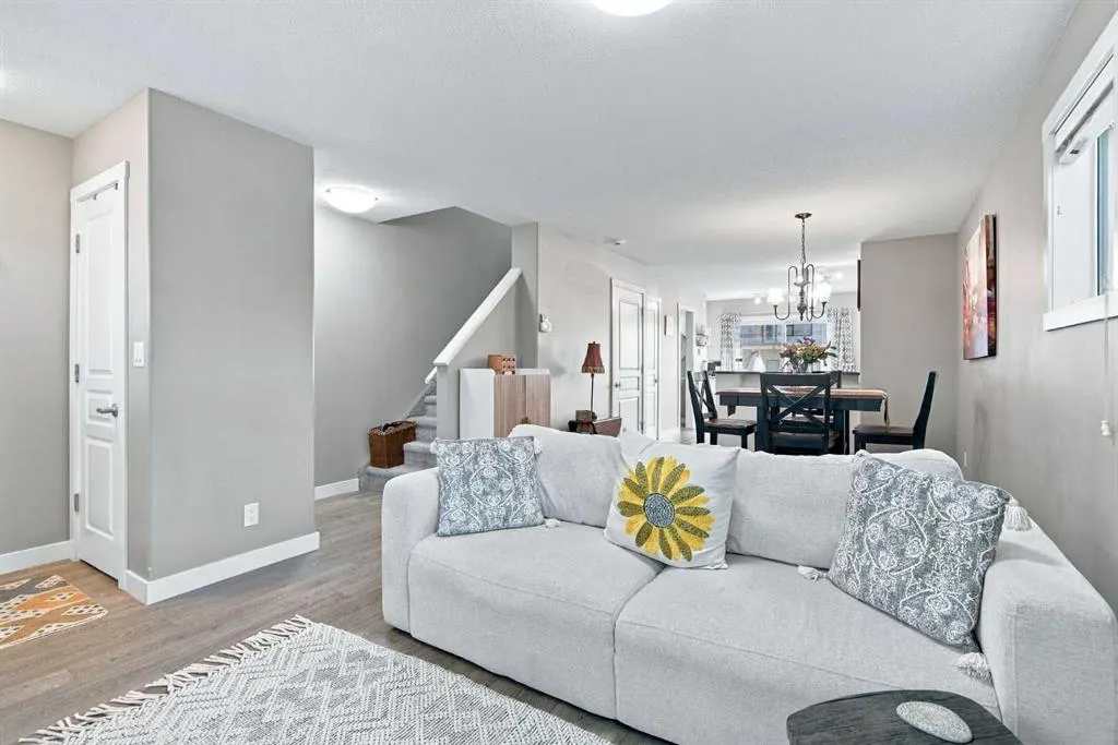 339 VISCOUNT Drive #408