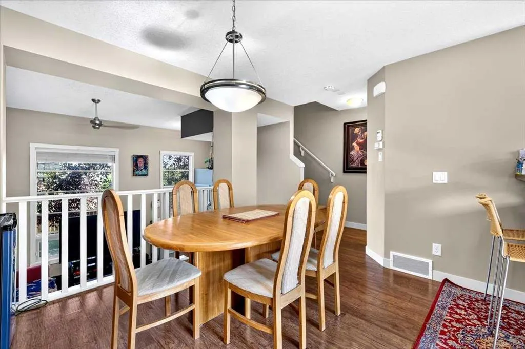 73 Aspen Hills Terrace SW