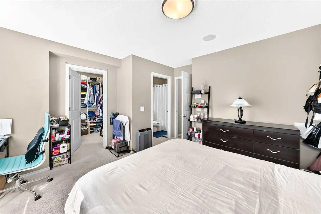 223 Skyview Ranch Way NE