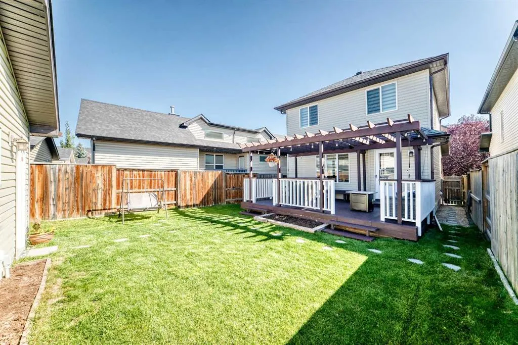 223 Skyview Ranch Way NE