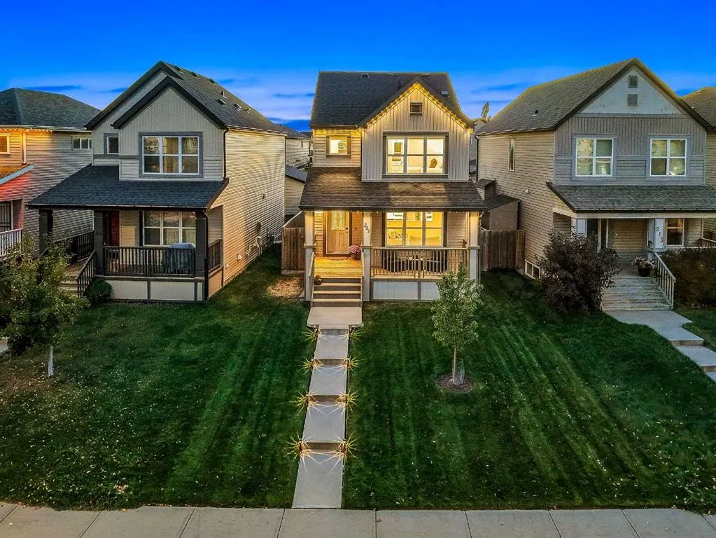 207 Copperpond Road SE