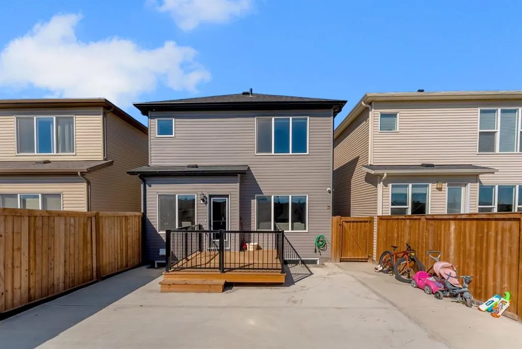 192 Cornerbrook Road NE