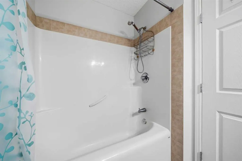 15 Tuscany Reserve Bay NW