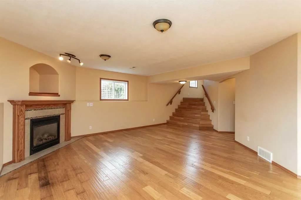 236 Kingston Drive