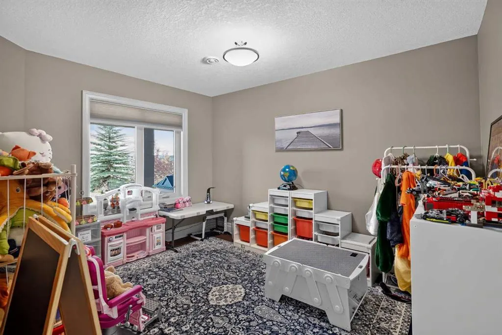 144 Fortress Bay SW
