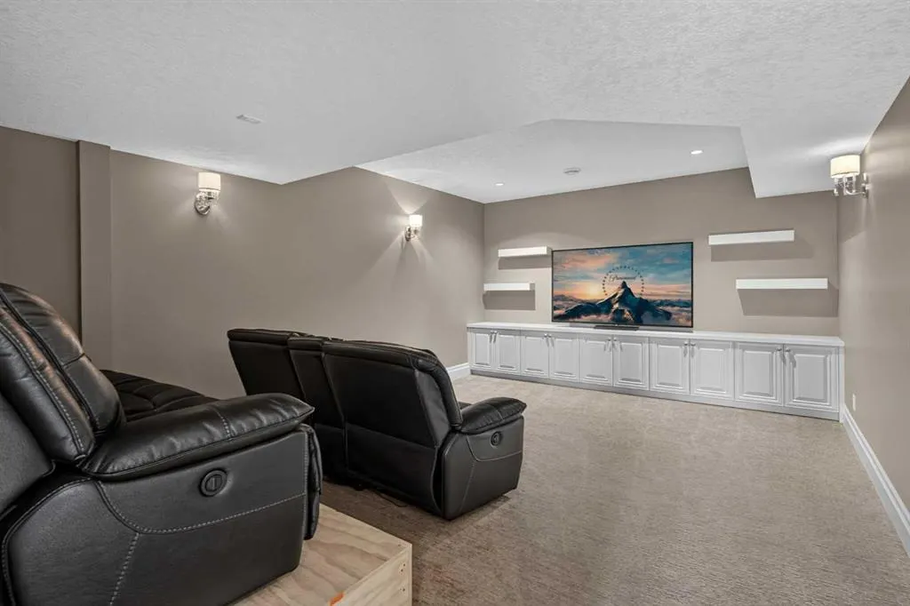 144 Fortress Bay SW
