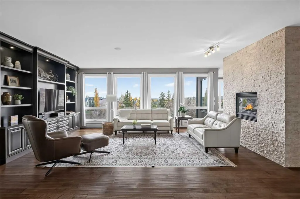 144 Fortress Bay SW