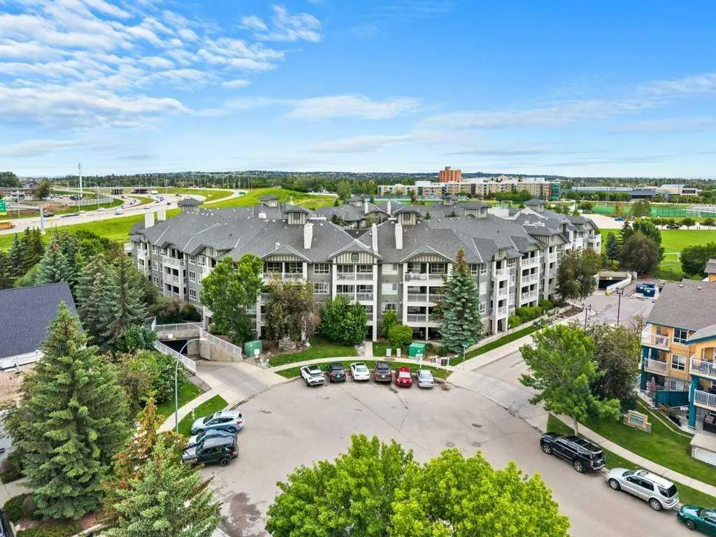 35 Richard Court SW #339
