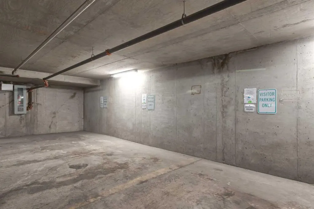 35 Richard Court SW #339