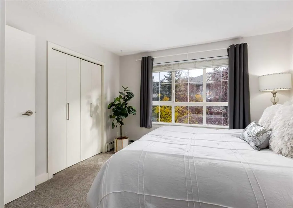 35 Richard Court SW #339