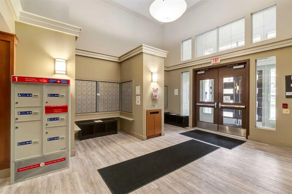 35 Richard Court SW #339