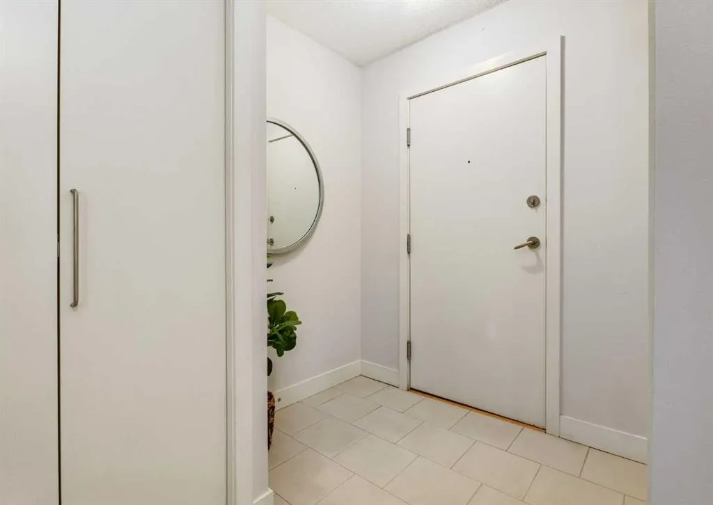 35 Richard Court SW #339