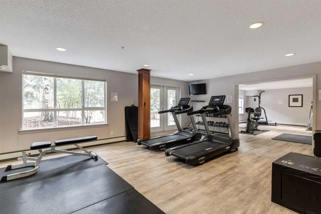 35 Richard Court SW #339