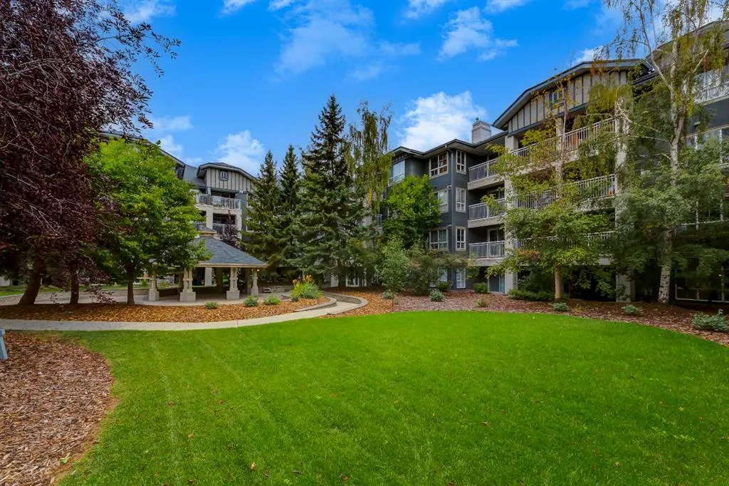 35 Richard Court SW #339
