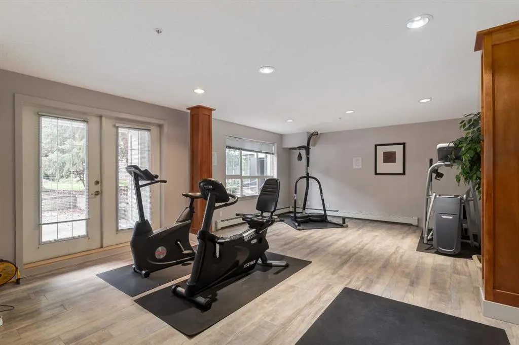 35 Richard Court SW #339