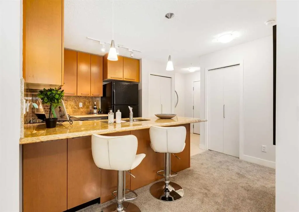 35 Richard Court SW #339
