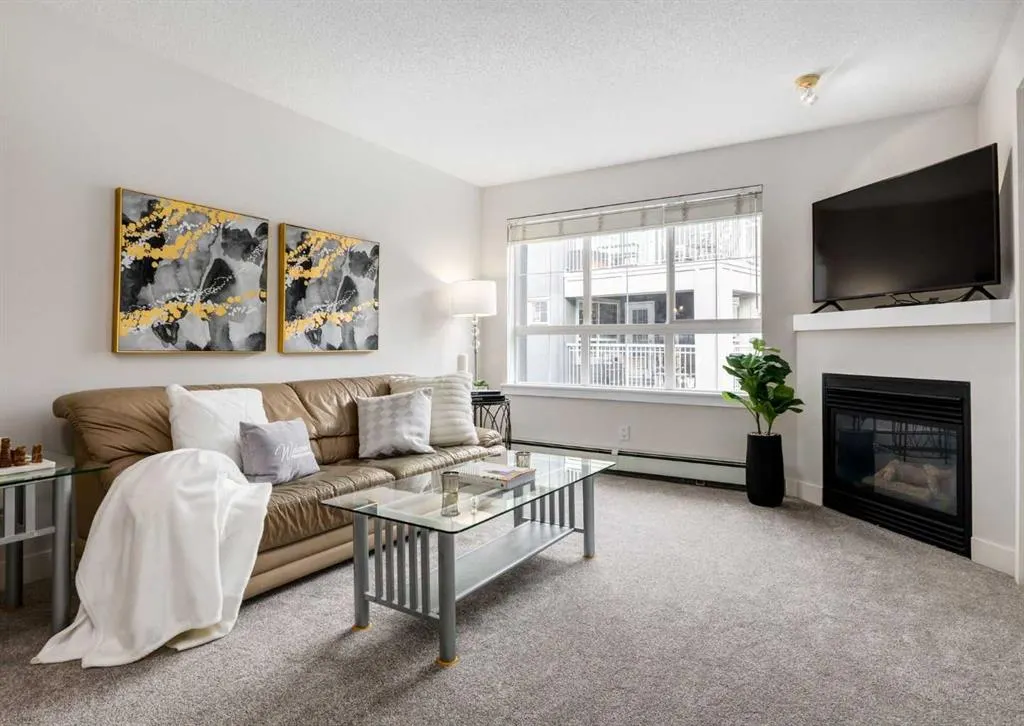 35 Richard Court SW #339
