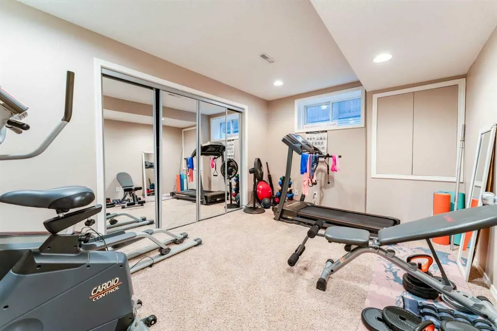 43 Elgin Drive SE