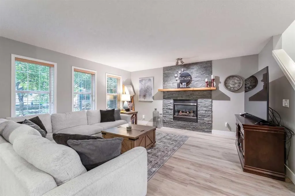 43 Elgin Drive SE