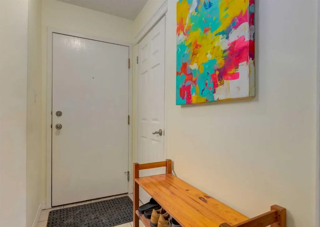 1033 15 Avenue SW #305