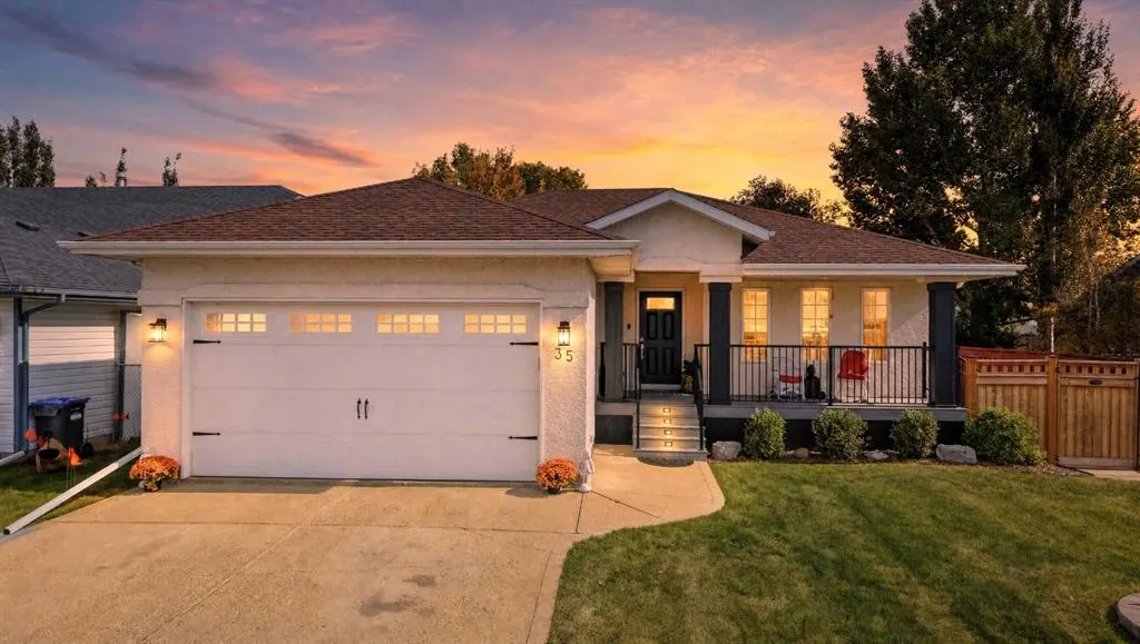 35 Heenan Crescent