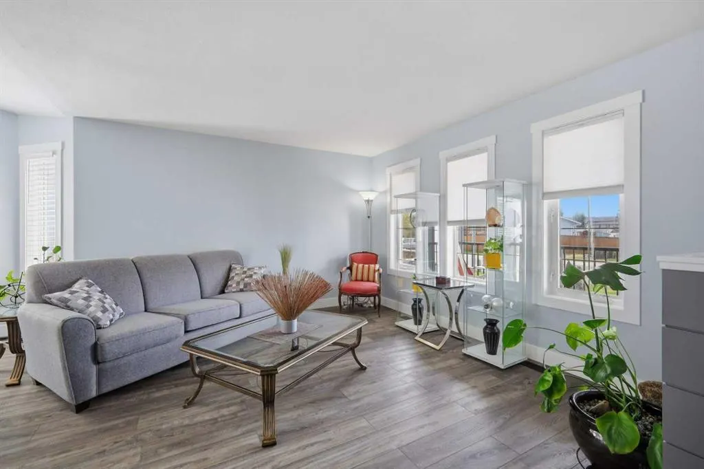 35 Heenan Crescent