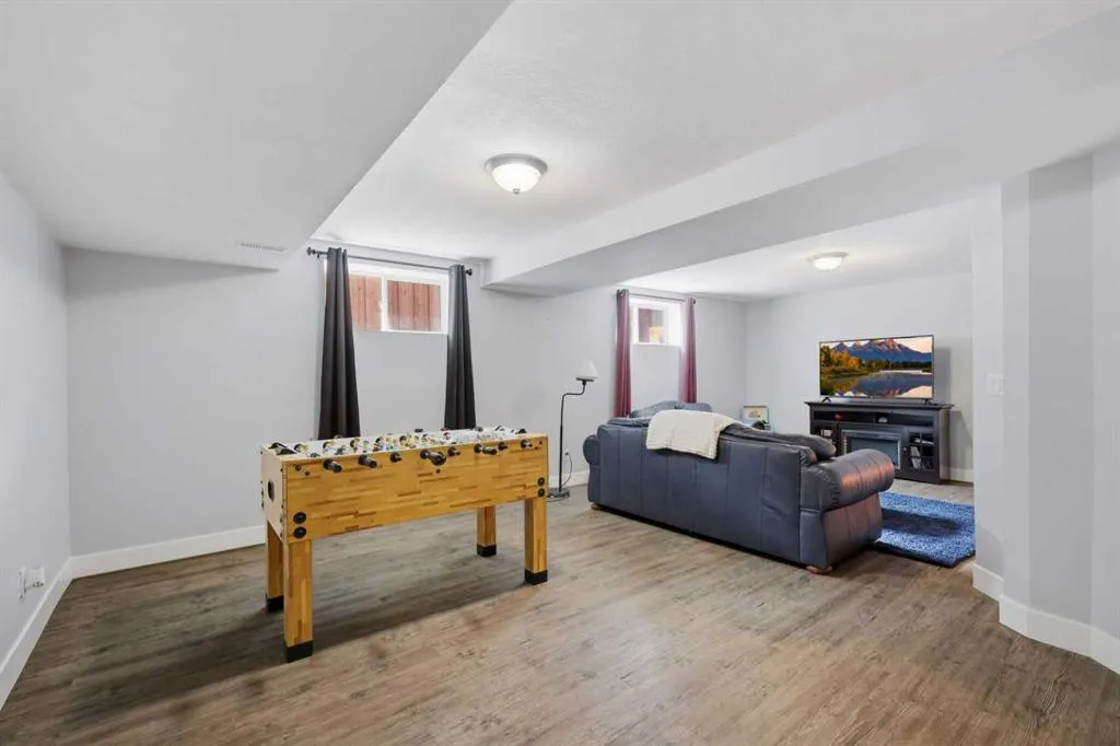35 Heenan Crescent
