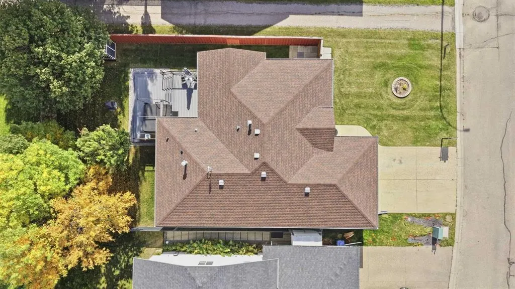 35 Heenan Crescent