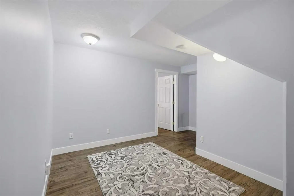 35 Heenan Crescent