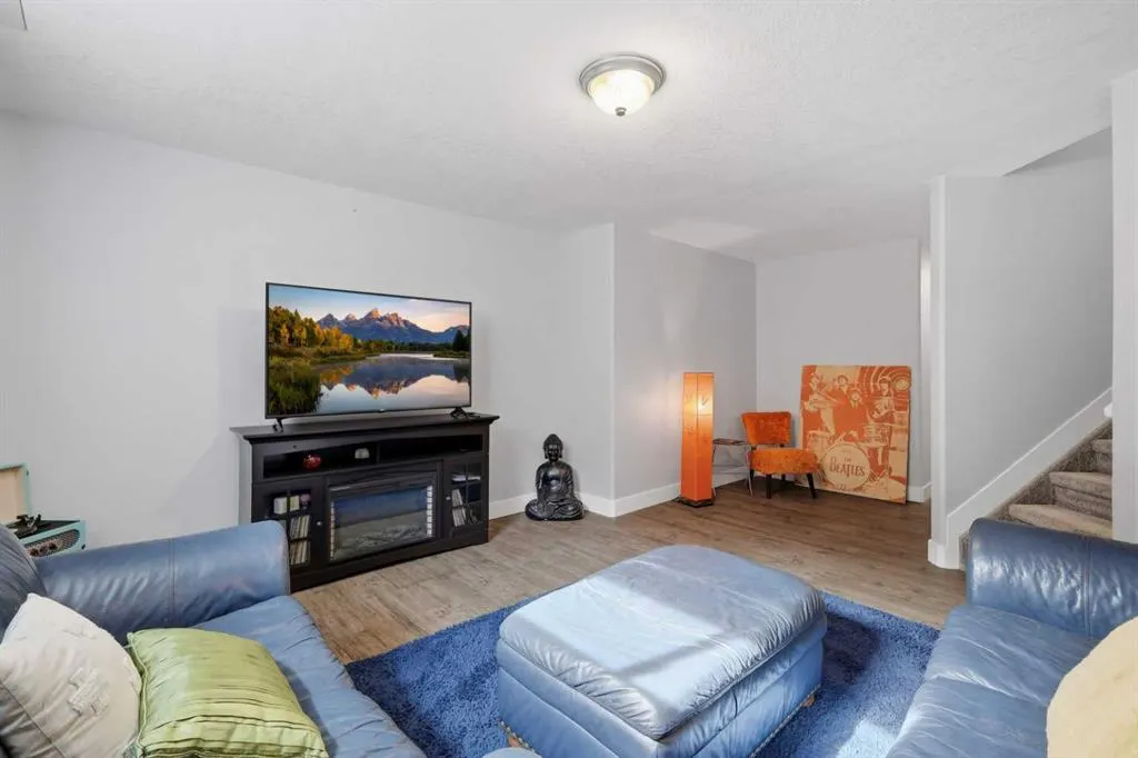 35 Heenan Crescent