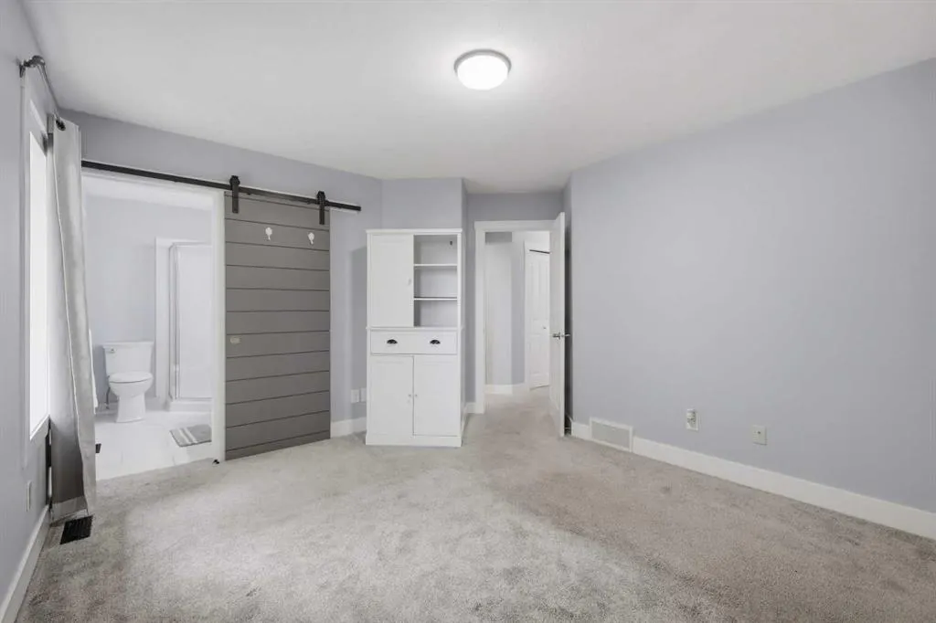 35 Heenan Crescent