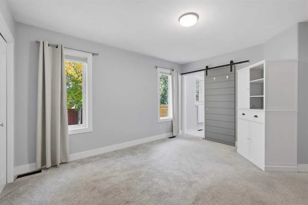 35 Heenan Crescent