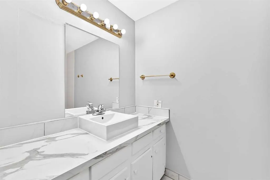 5404 10 Avenue SE #316