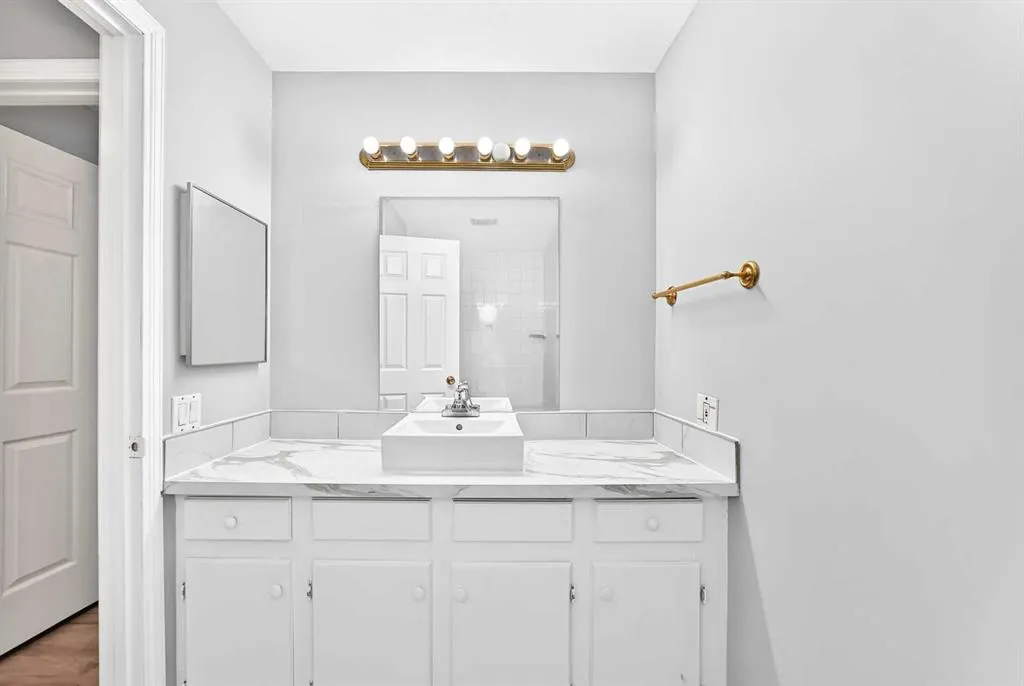 5404 10 Avenue SE #316