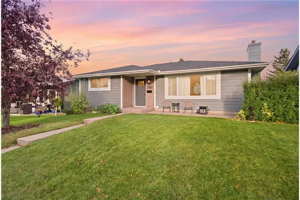 1161 hunterston Hill NW