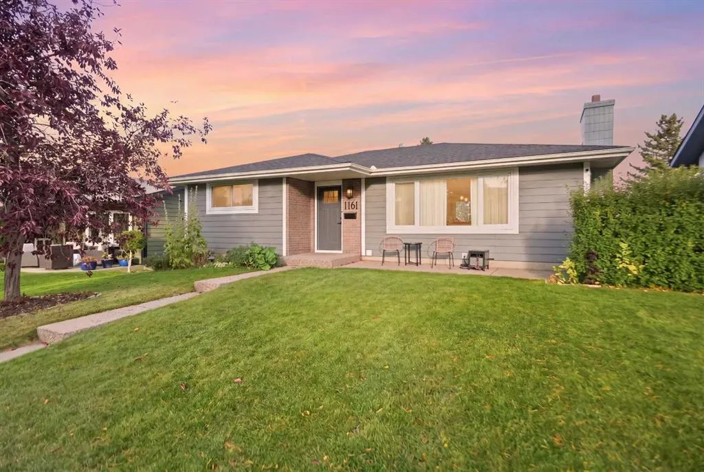 1161 hunterston Hill NW