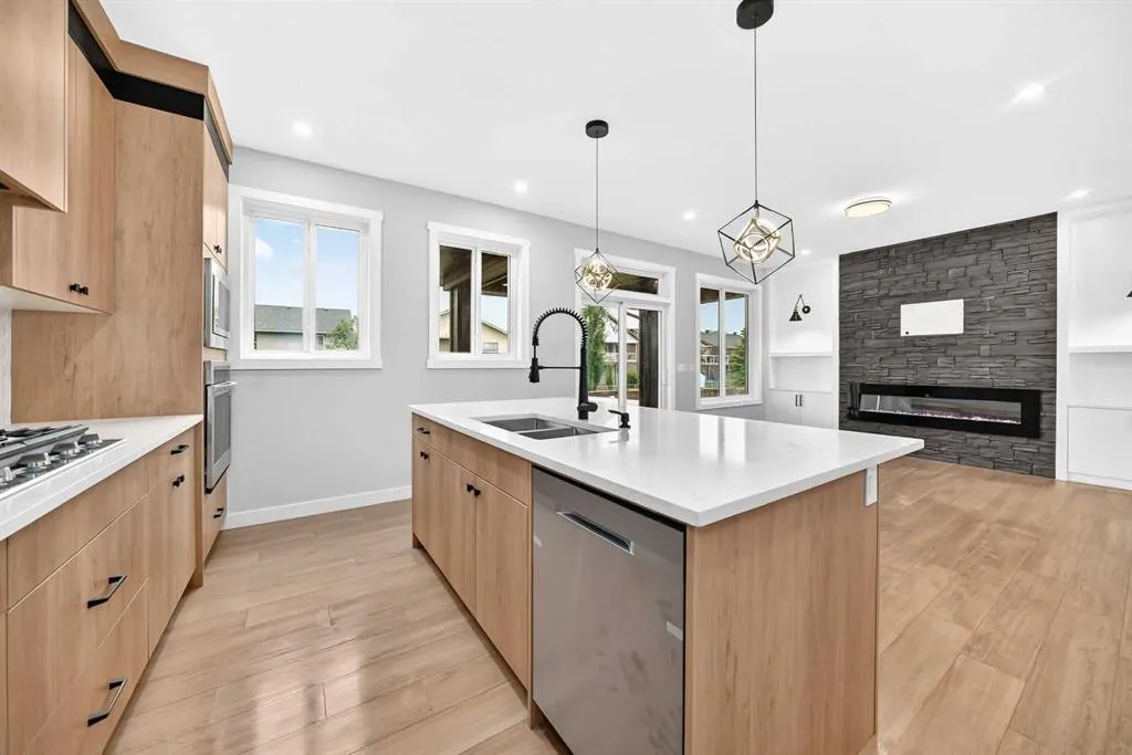 14 Napoleon Meadows Way