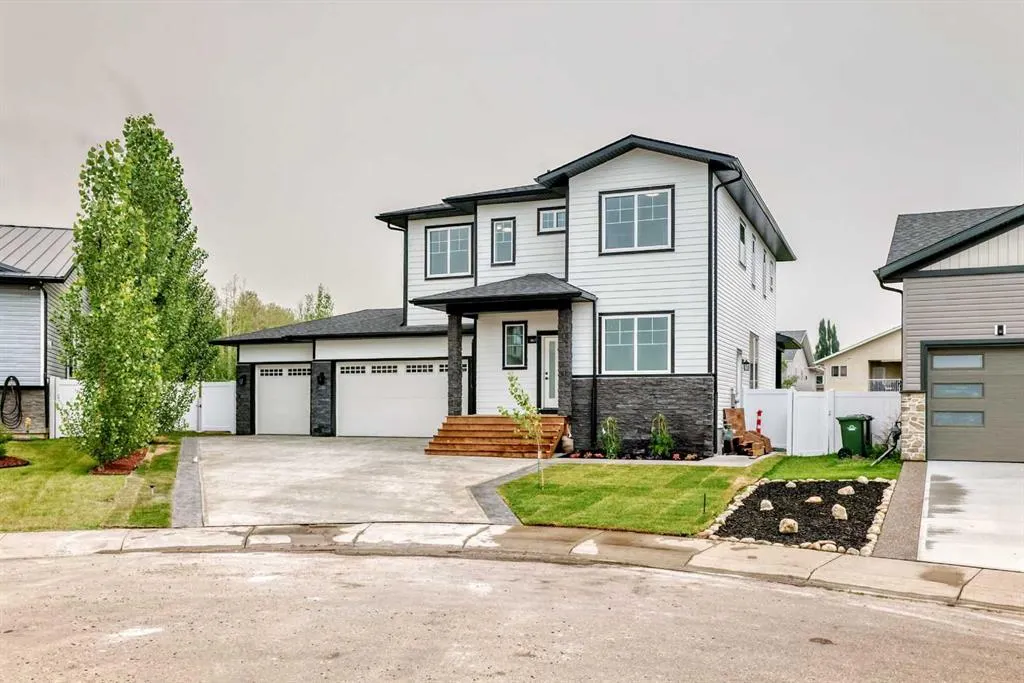 14 Napoleon Meadows Way